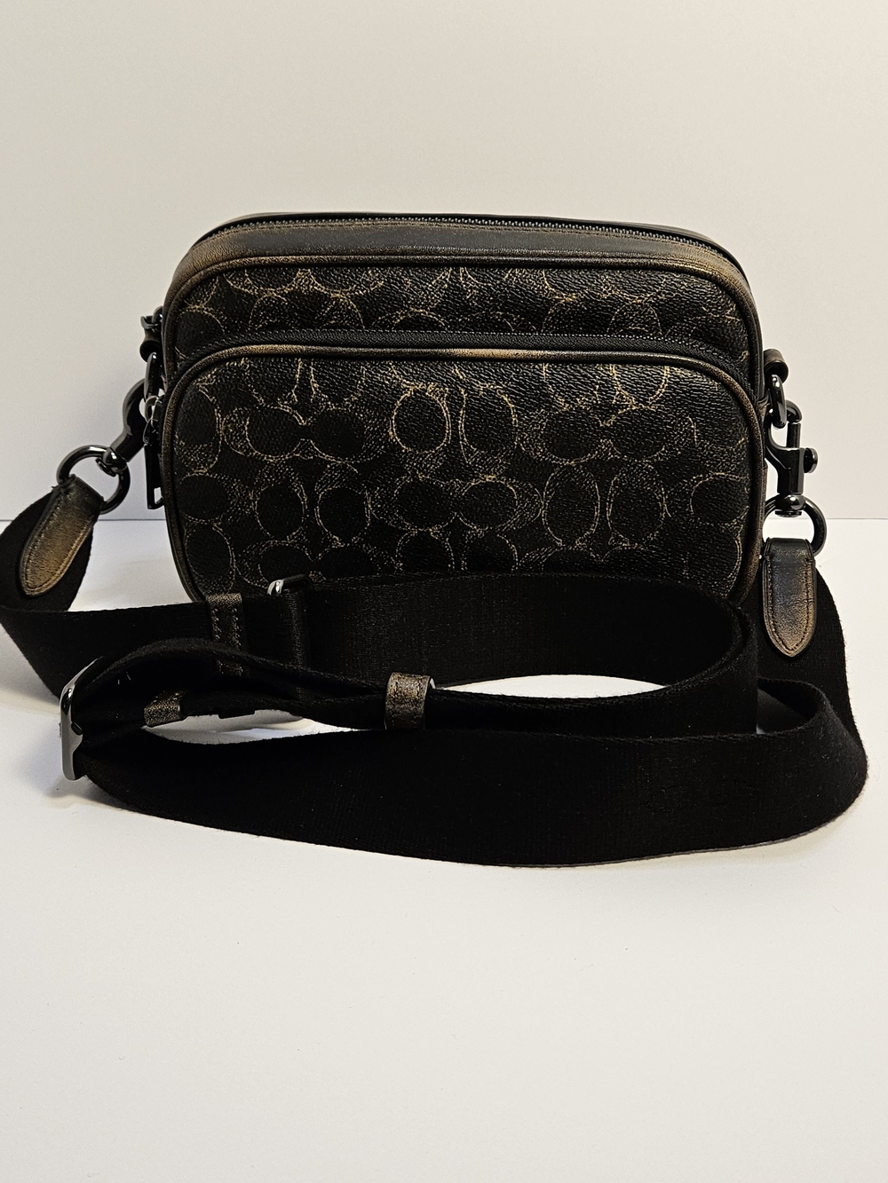 Coach Finlay Crossbody Bag In Loved Leather Signature Canvas - NWT